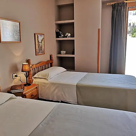 Apartment Alojamiento Martinez 2